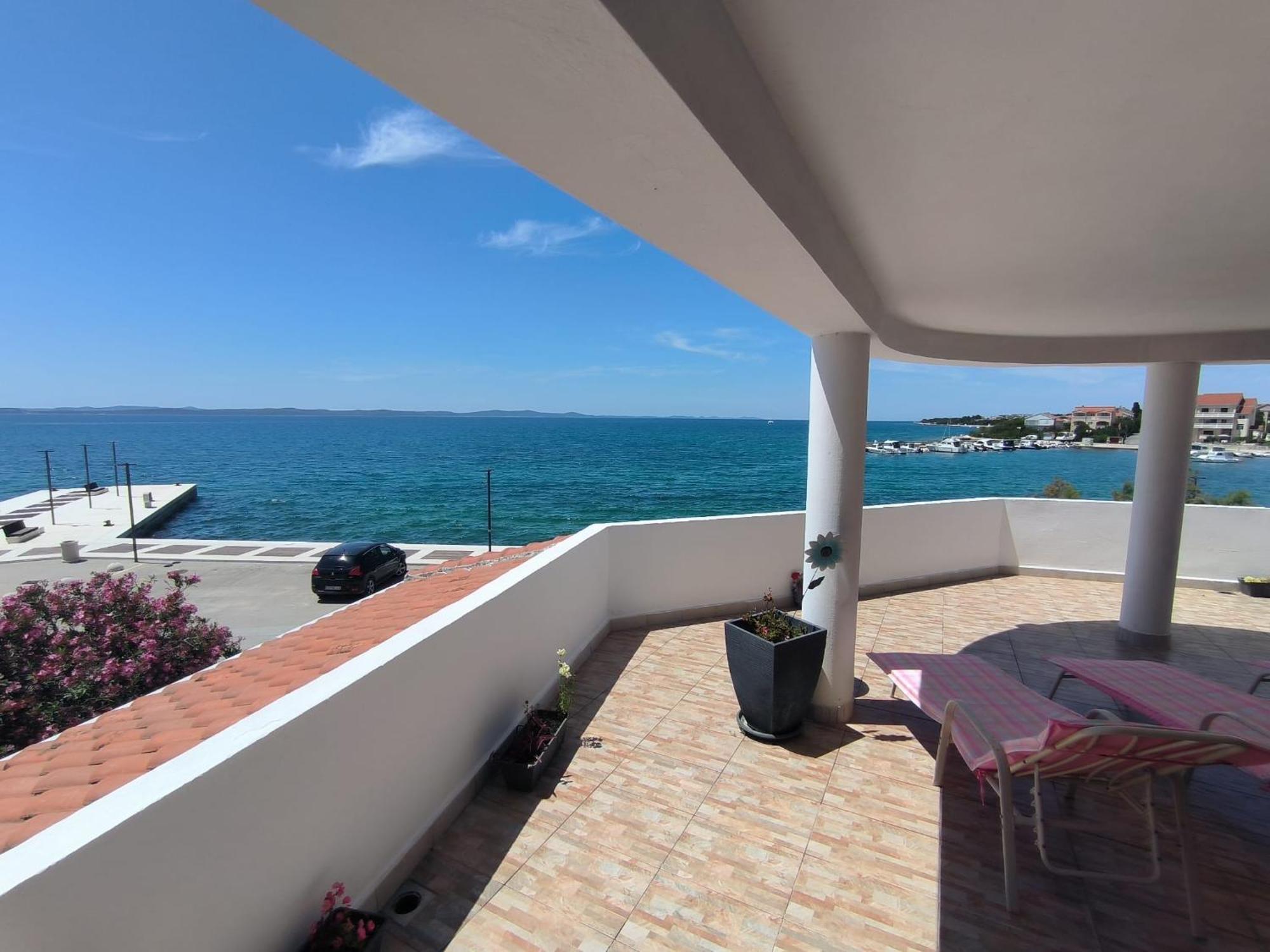 Villa Magia Sul Mare Petrcane Exterior photo